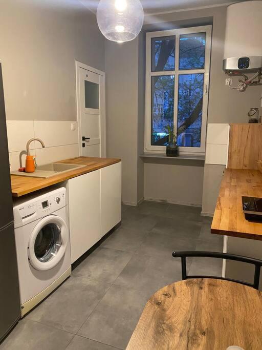 Panama Apartament 4 Poznanアパートメント エクステリア 写真